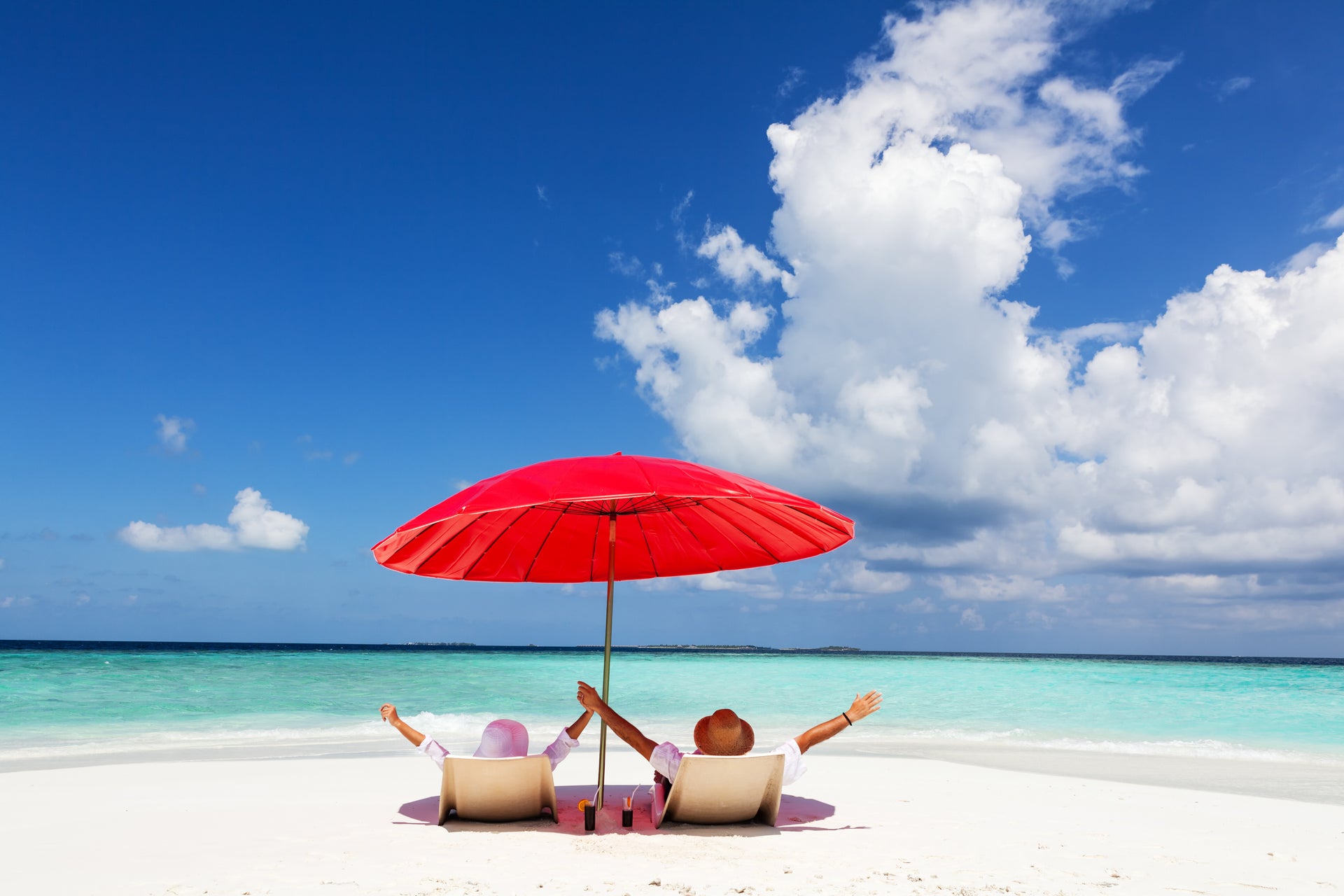 How To Survive Beach Days